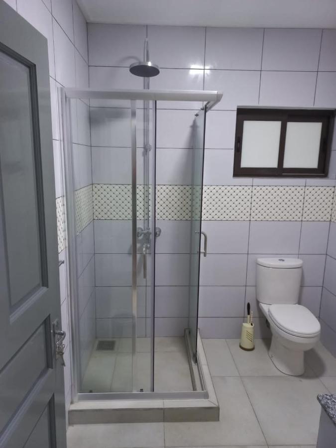 E&E Self Catering Hotel Beau Vallon  Exterior foto