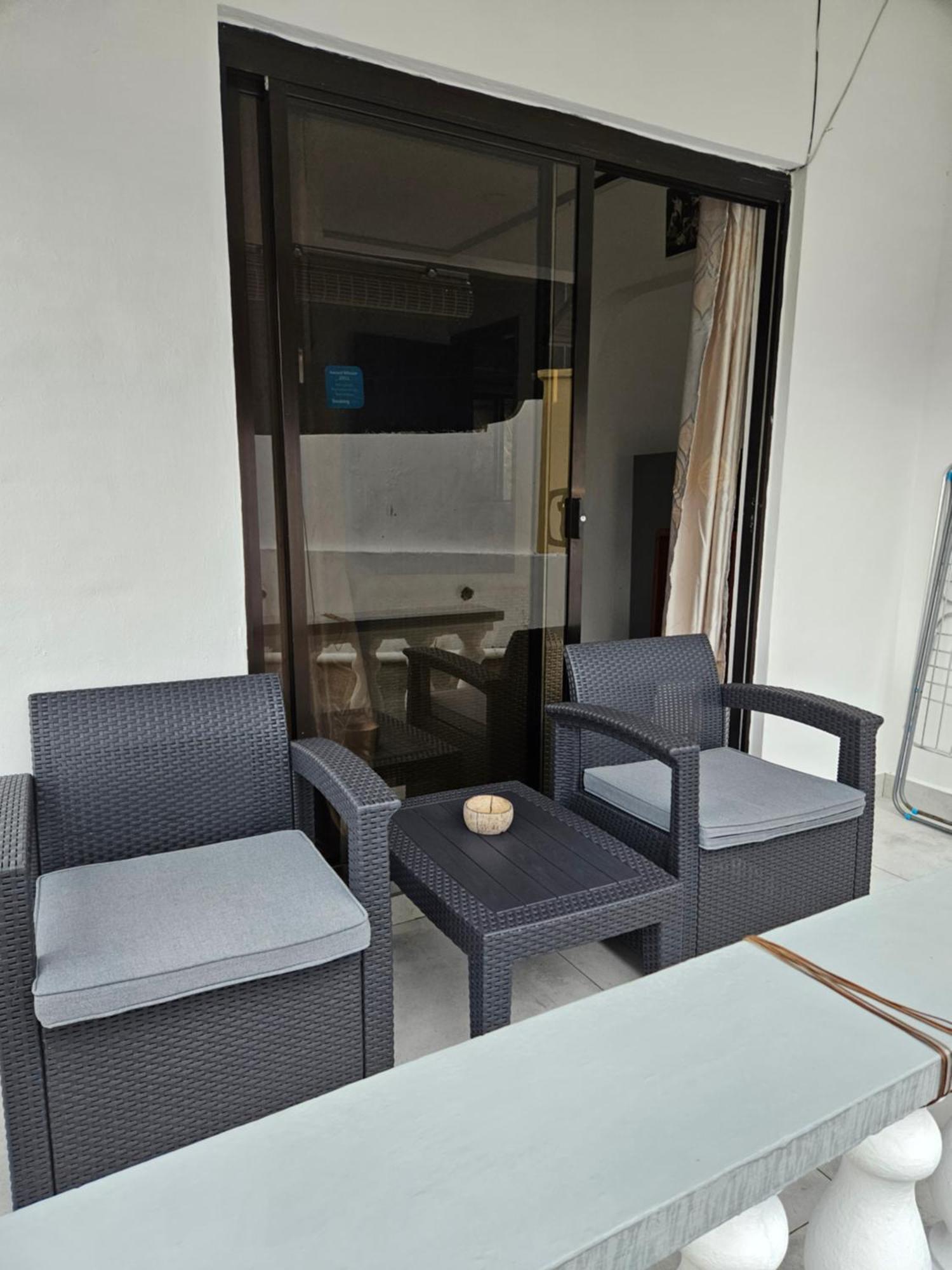 E&E Self Catering Hotel Beau Vallon  Exterior foto